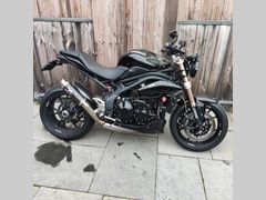 TRIUMPH SPEED TRIPLE