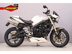 TRIUMPH STREET TRIPLE 675