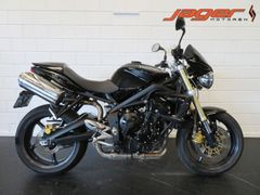 TRIUMPH STREET TRIPLE 675