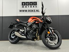 TRIUMPH STREET TRIPLE R