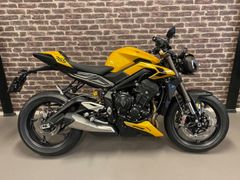 TRIUMPH STREET TRIPLE RS