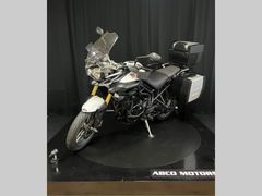 TRIUMPH TIGER 800