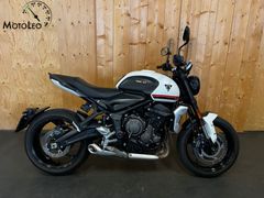 TRIUMPH TRIDENT 660
