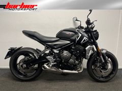 TRIUMPH TRIDENT 900