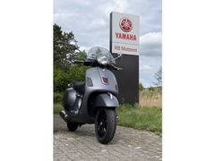VESPA GTS 300