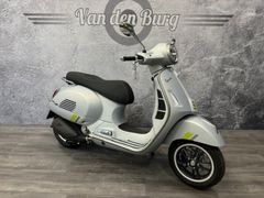 VESPA GTS SUPER TECH 300