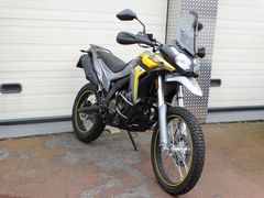 VOGE 300 RALLY
