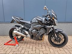 YAMAHA FZ 1