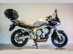 YAMAHA FZ 6 S FAZER