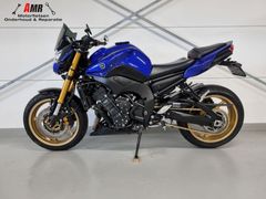 YAMAHA FZ 8