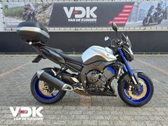 YAMAHA FZ 8