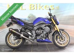 YAMAHA FZ 8