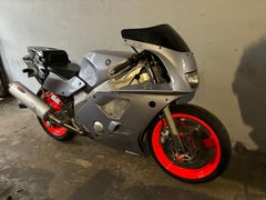 YAMAHA FZR 400 RR