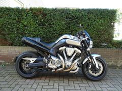 YAMAHA MT 01