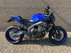 YAMAHA MT 09