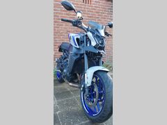 YAMAHA MT 09