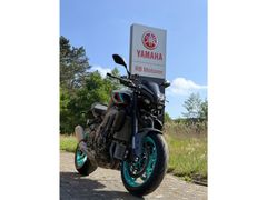 YAMAHA MT 10