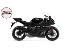 YAMAHA R7