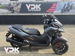 YAMAHA TRICITY 300