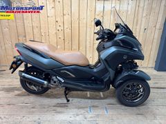 YAMAHA TRICITY 300