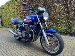 YAMAHA XJR 1200