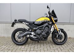 YAMAHA XSR 900