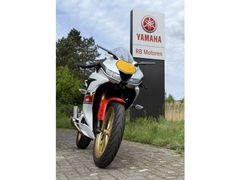YAMAHA YZF R 125 WORLD GP 60TH ANNIVERSARY