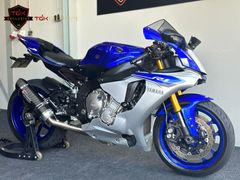 YAMAHA YZF R1