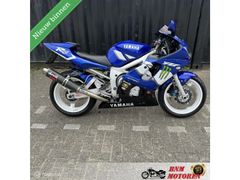 YAMAHA YZF R6