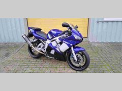 YAMAHA YZF R6