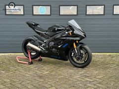 YAMAHA YZF R6