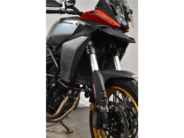 QJMOTOR - srt-700-x-touring