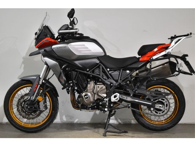 QJMOTOR - srt-700-x-touring