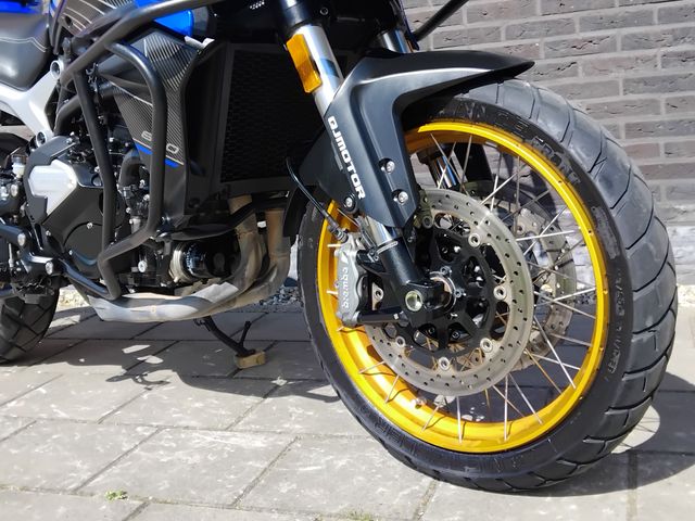 QJMOTOR - srt-800-sx