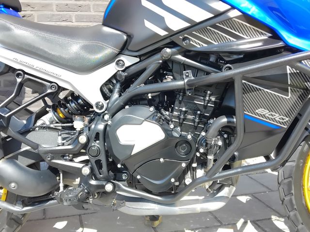QJMOTOR - srt-800-sx