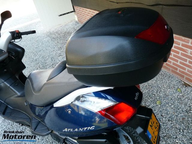 aprilia - atlantic-400