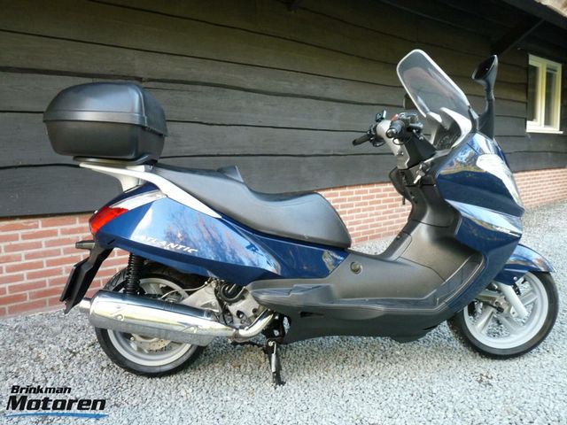 aprilia - atlantic-400