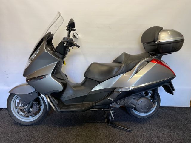 aprilia - atlantic-500