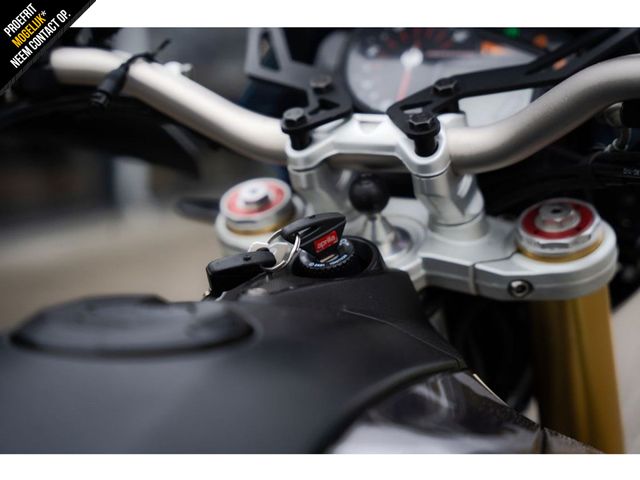 aprilia - dorsoduro-1200