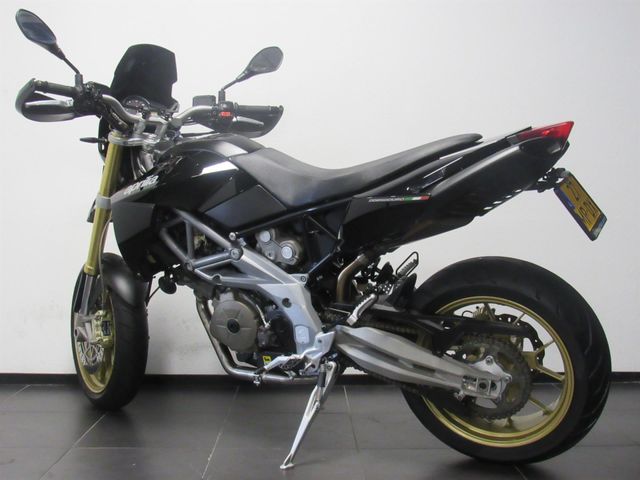 aprilia - dorsoduro-750