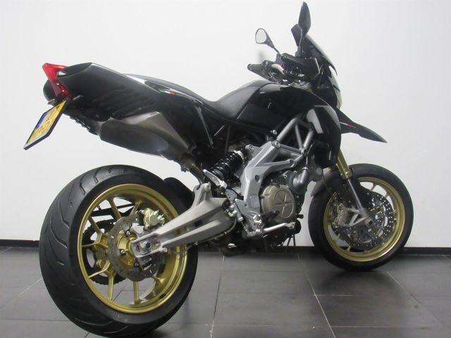 aprilia - dorsoduro-750