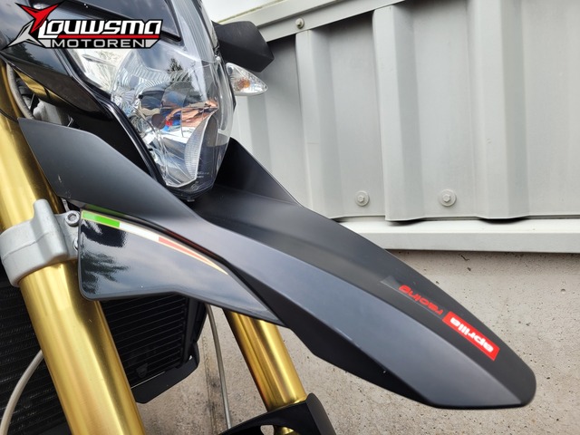 aprilia - dorsoduro-750