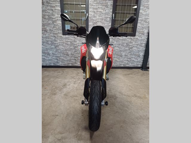 aprilia - dorsoduro-750