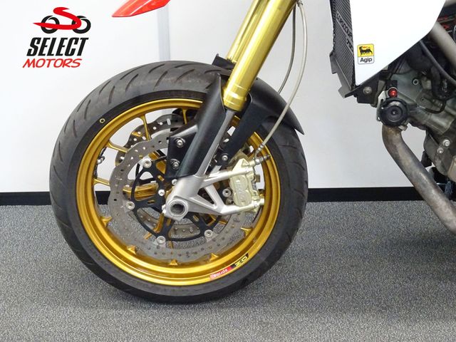 aprilia - dorsoduro-750