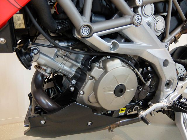 aprilia - dorsoduro-750-abs