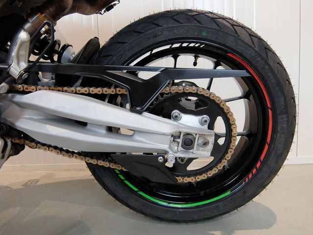 aprilia - dorsoduro-750-abs