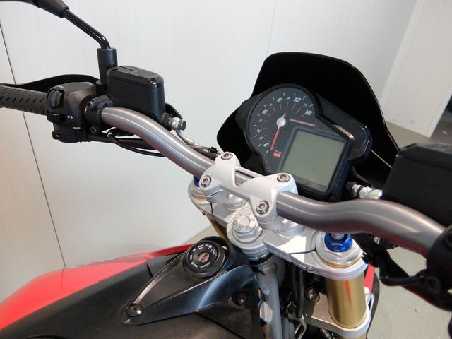 aprilia - dorsoduro-750-abs