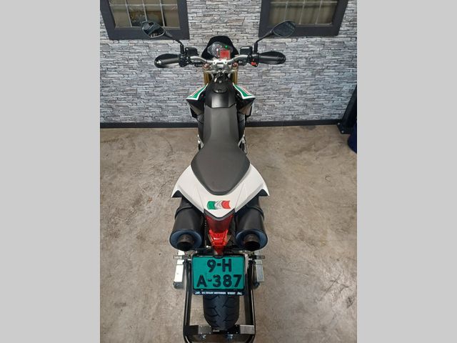 aprilia - dorsoduro-750-abs