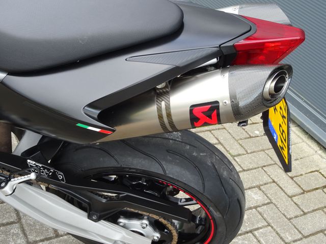 aprilia - dorsoduro-750-abs