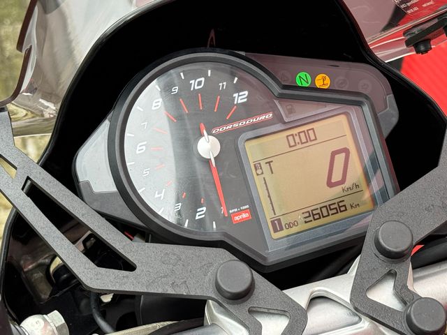 aprilia - dorsoduro-750-factory
